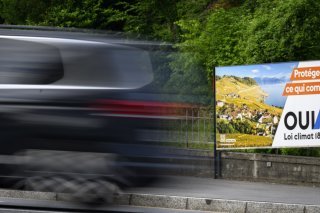 En vertu de la loi sur la protection du climat, acceptée par le peuple en juin 2023, la Suisse doit atteindre le zéro net d'ici 2050 (archives). KEYSTONE/LAURENT GILLIERON